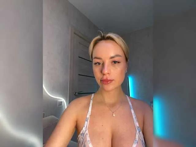Offline Mila-m on BongaCams