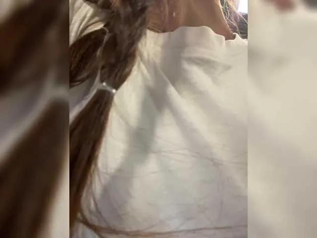 Freechat MilkaMilfMilka on BongaCams