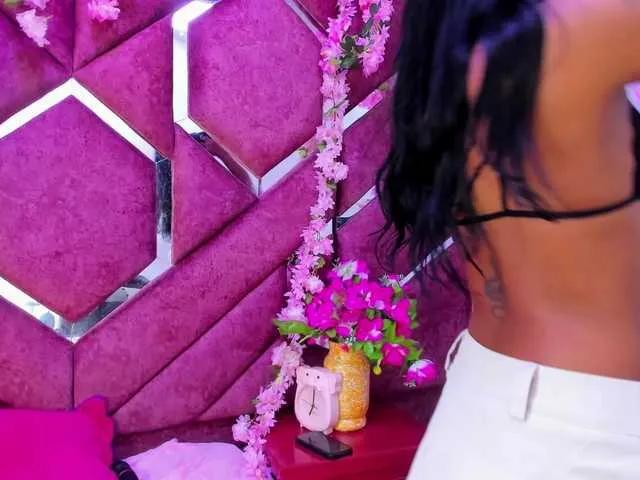 Offline millyprint on BongaCams