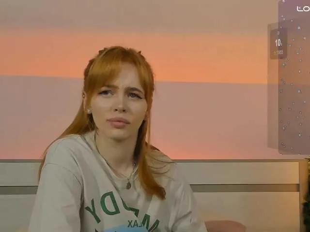 Offline MissRedFox on BongaCams