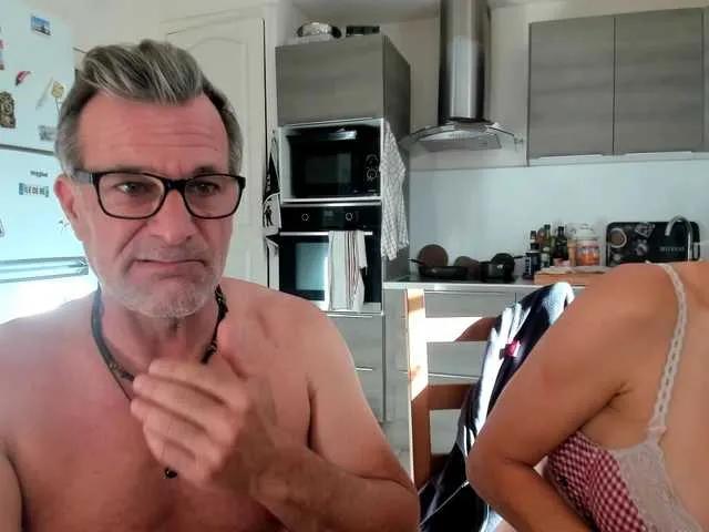 Offline munishpunish on BongaCams