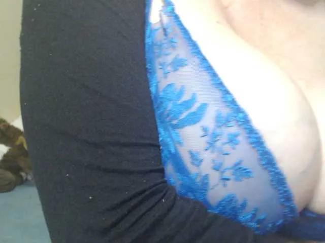 Offline NADINNNE on BongaCams