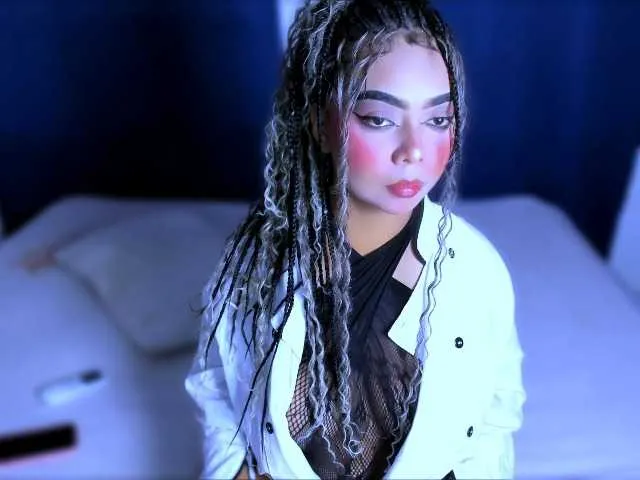 nahomy-ryans on BongaCams