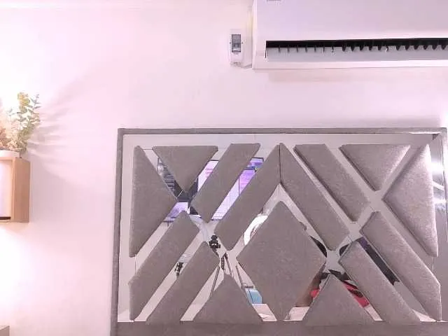 nahomy-ryans on BongaCams