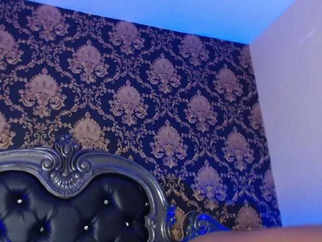 Offline NaiaGils on BongaCams