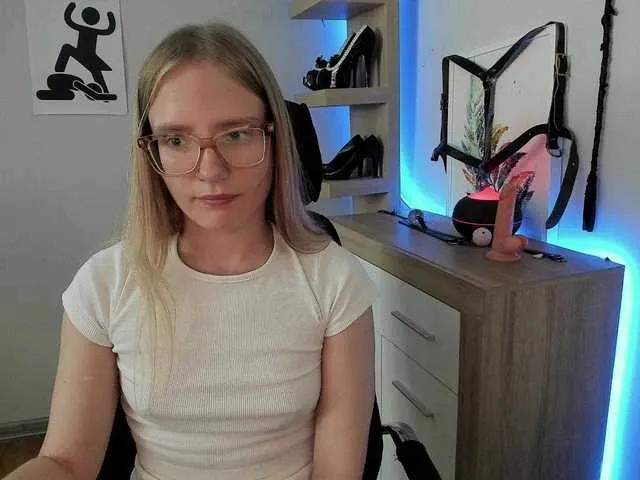 Offline NancyErotic on BongaCams