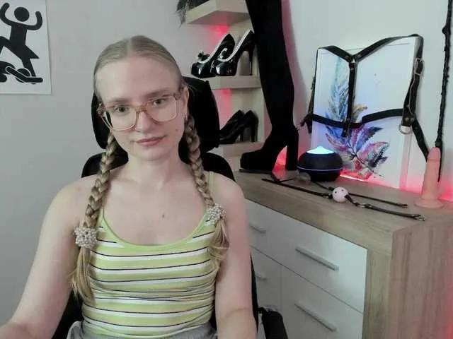 Offline NancyErotic on BongaCams