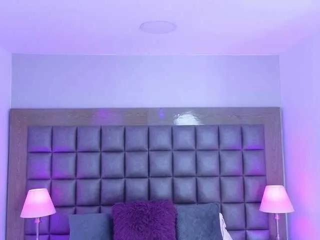 Offline NickyCole on BongaCams