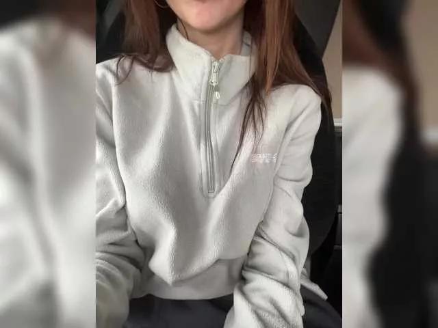 Offline OneMoreTwiksSex on BongaCams