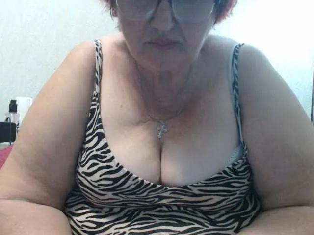 Offline PeggySoft on BongaCams