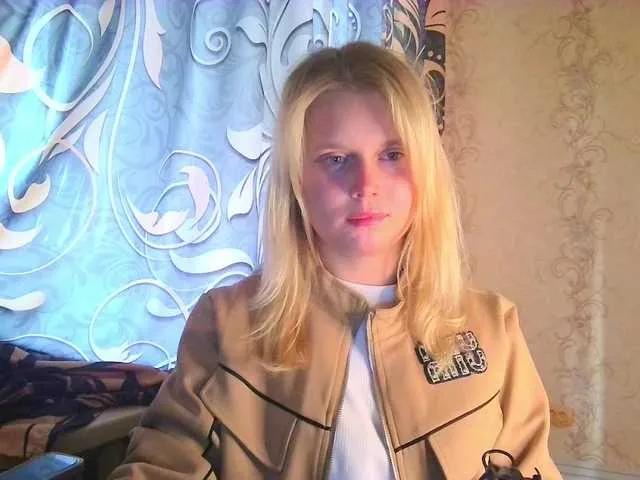 Offline Pionchick on BongaCams