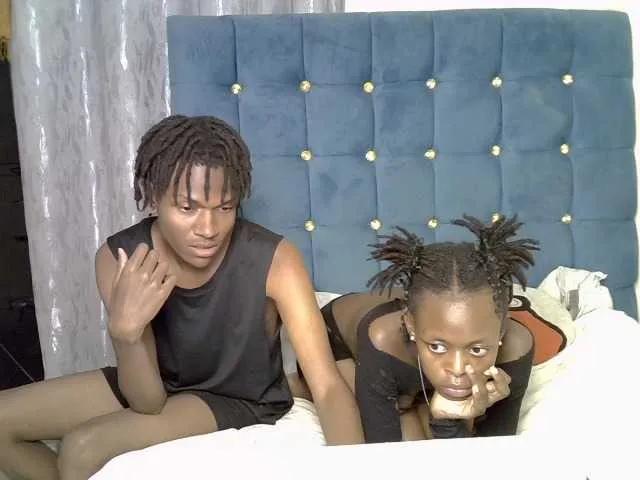 PoppyPappy on BongaCams 