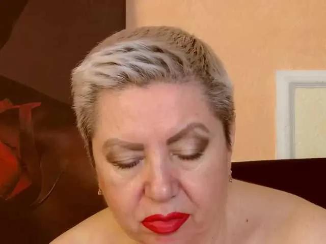 Offline PoshLadyx on BongaCams