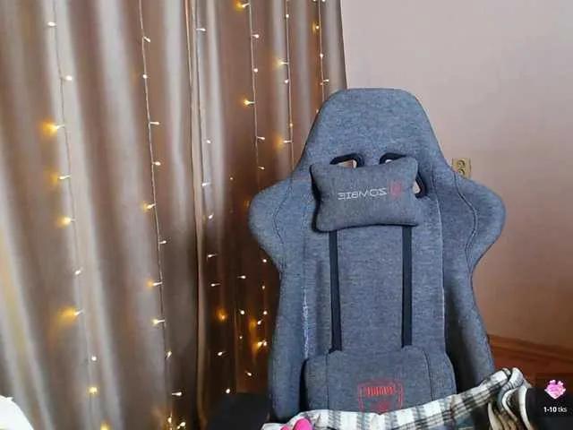 Offline Pussy-Juice on BongaCams