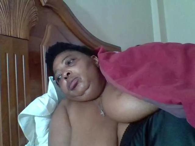 Offline pussylips53 on BongaCams