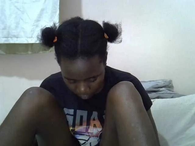 queen-sly on BongaCams 