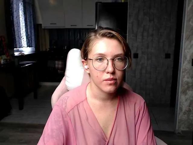 Offline Regimasmile on BongaCams