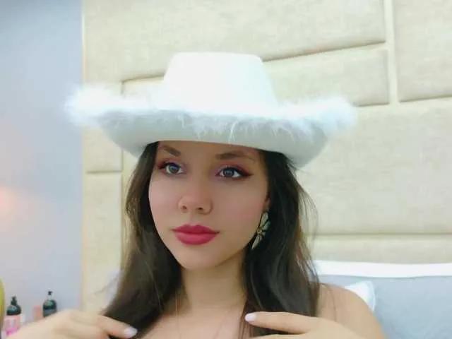 Offline RubyScarlett on BongaCams