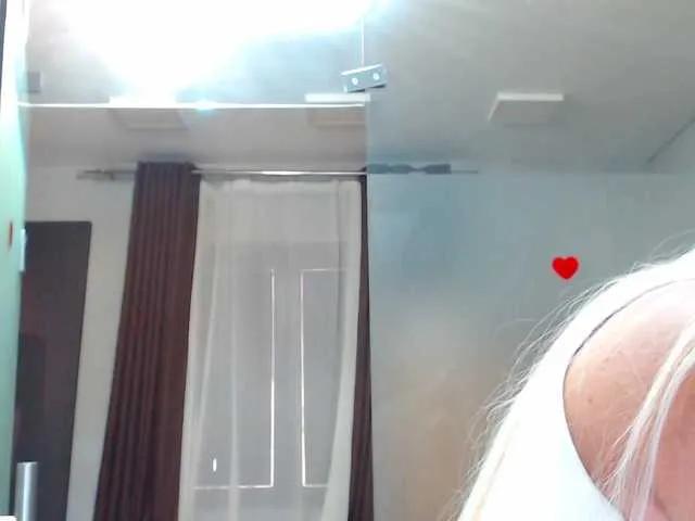 SarahStone on BongaCams 