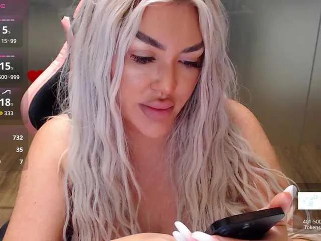 SarahStone on BongaCams 