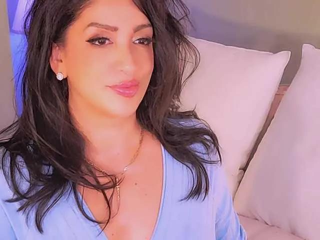 Freechat SeductiveMina on BongaCams