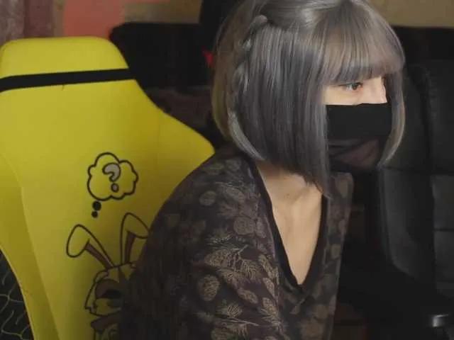 Freechat sexlove12002 on BongaCams