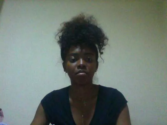 SexyFrenchDoll on BongaCams