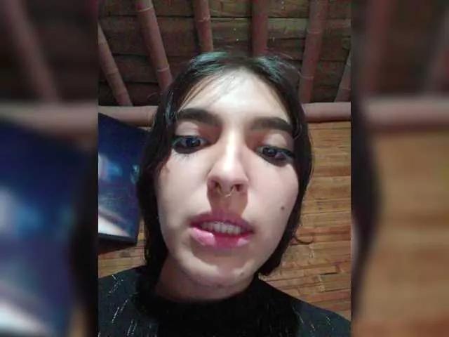 Offline sheylawood on BongaCams