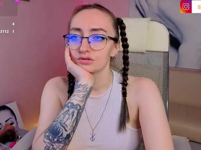 Offline ShiroHeby on BongaCams