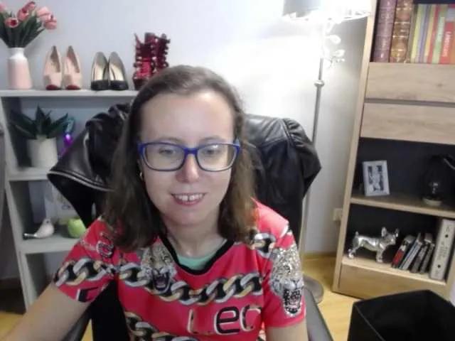 Offline sparkleLizzy on BongaCams