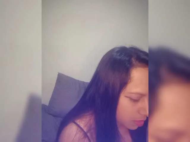 Offline swaness10 on BongaCams