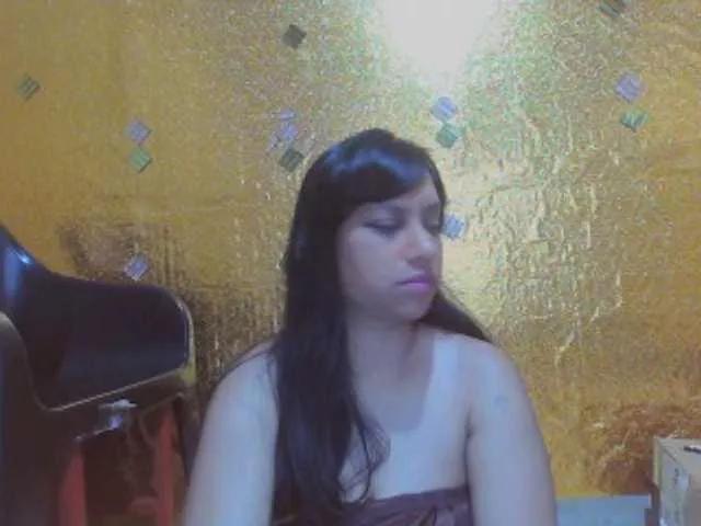 Offline swaness10 on BongaCams