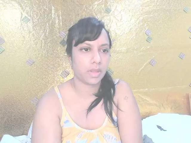 Offline swaness10 on BongaCams