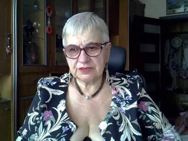 Freechat SweetCherry00 on BongaCams