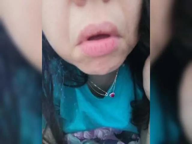 SweetDimond5 on BongaCams 