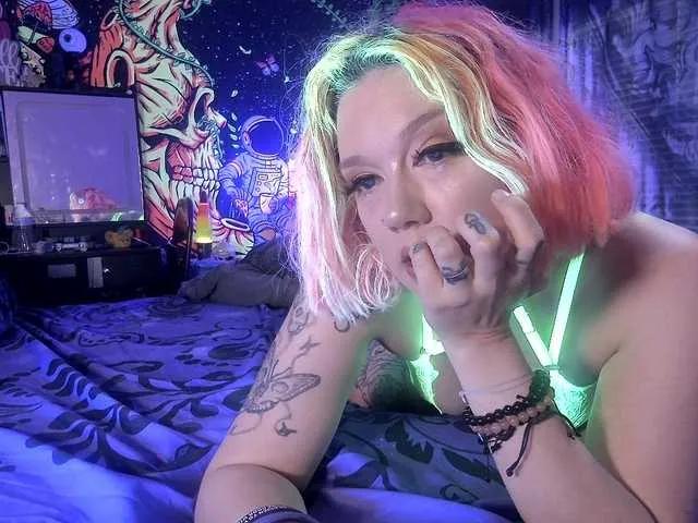 Offline Texasmaryjane on BongaCams