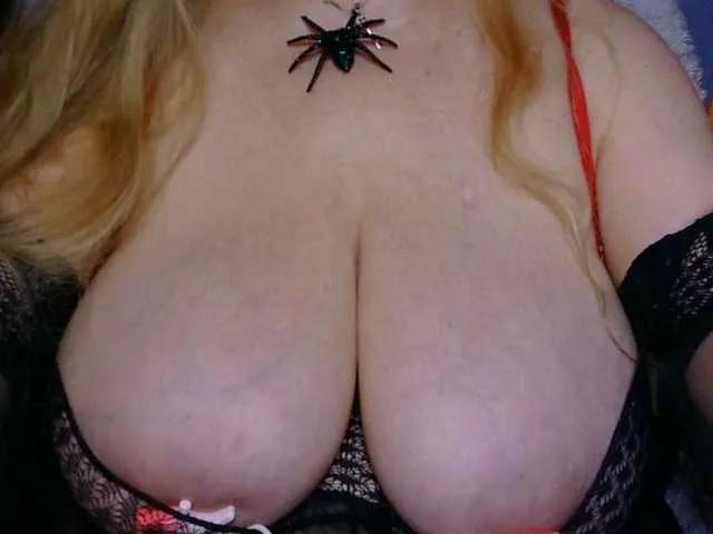 Offline TexasMommy on BongaCams