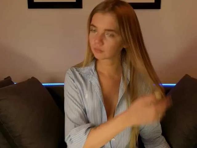 Offline Trusty-dottie on BongaCams