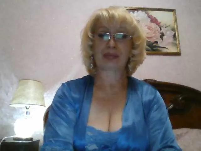 Offline Ur-Mami on BongaCams