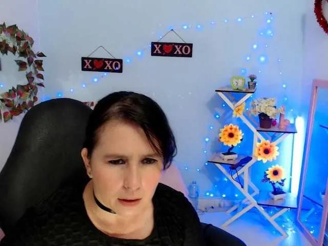 Offline victoria-jones on BongaCams