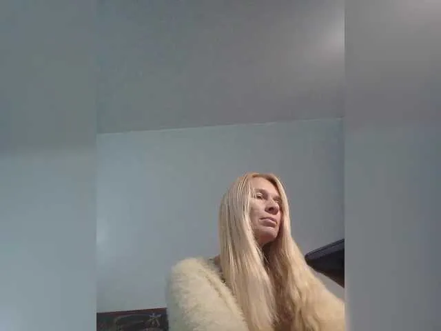 victoria71 on BongaCams