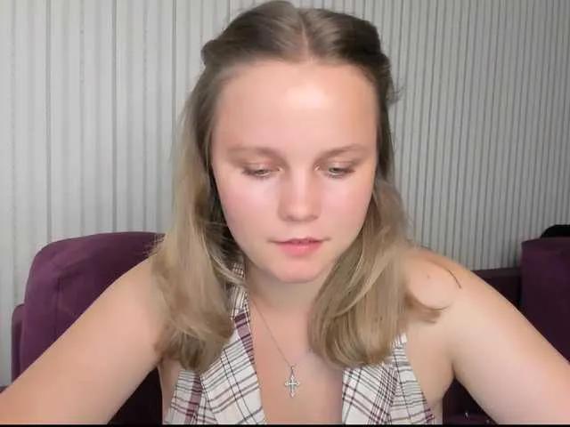 Offline WebSamkaa on BongaCams