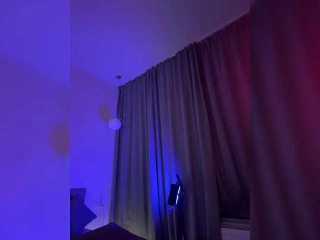 Freechat WhoreMira on BongaCams