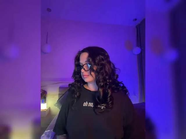 Freechat WhoreMira on BongaCams