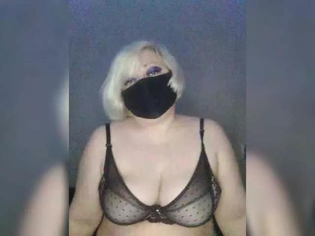 yana38a on BongaCams 