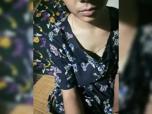 Offline YourAadhya on BongaCams