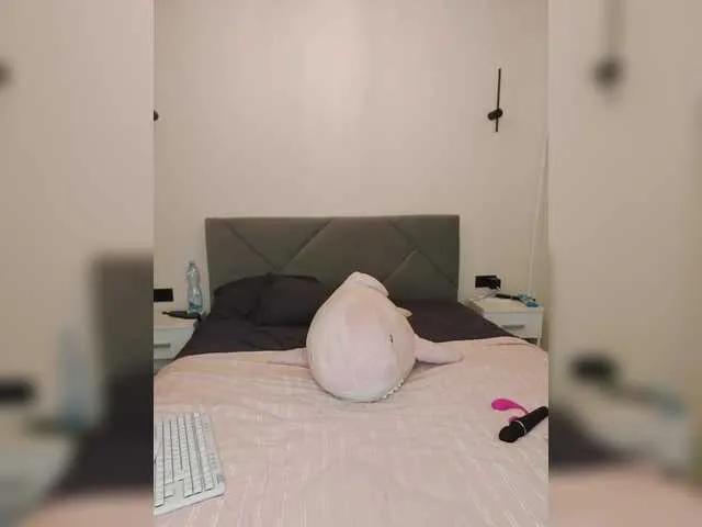 Offline YourWitcher on BongaCams