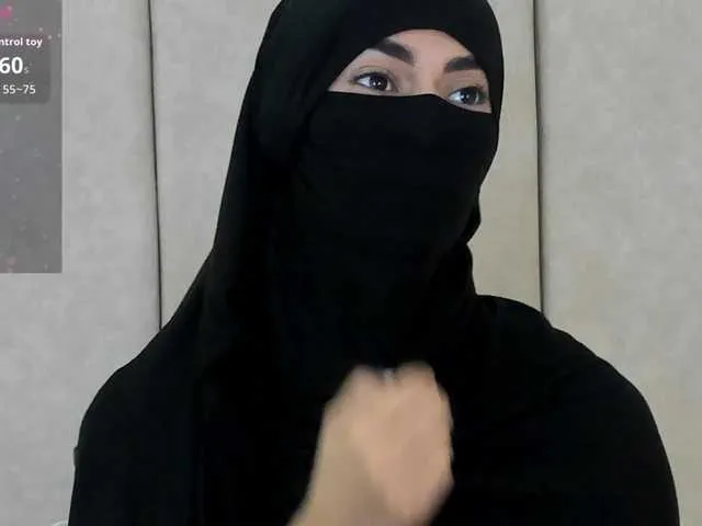 zahiira on BongaCams