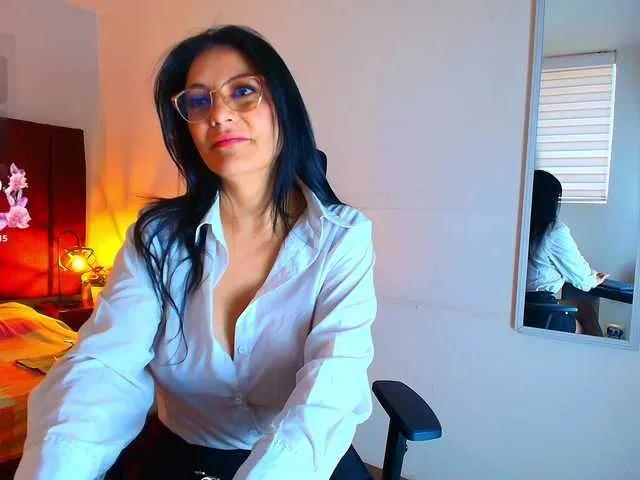 Offline Zuzana21 on BongaCams