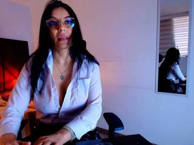 Offline Zuzana21 on BongaCams